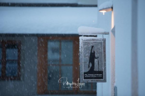 Гостиница Piltriquitron Lodging - St. Anton am Arlberg, Санкт-Антон, Арльберг